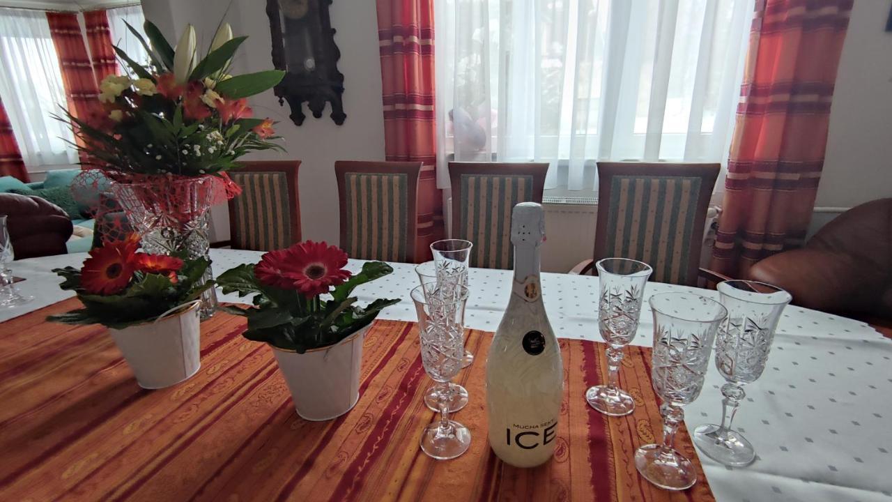 Holiday Home Moldava المظهر الخارجي الصورة